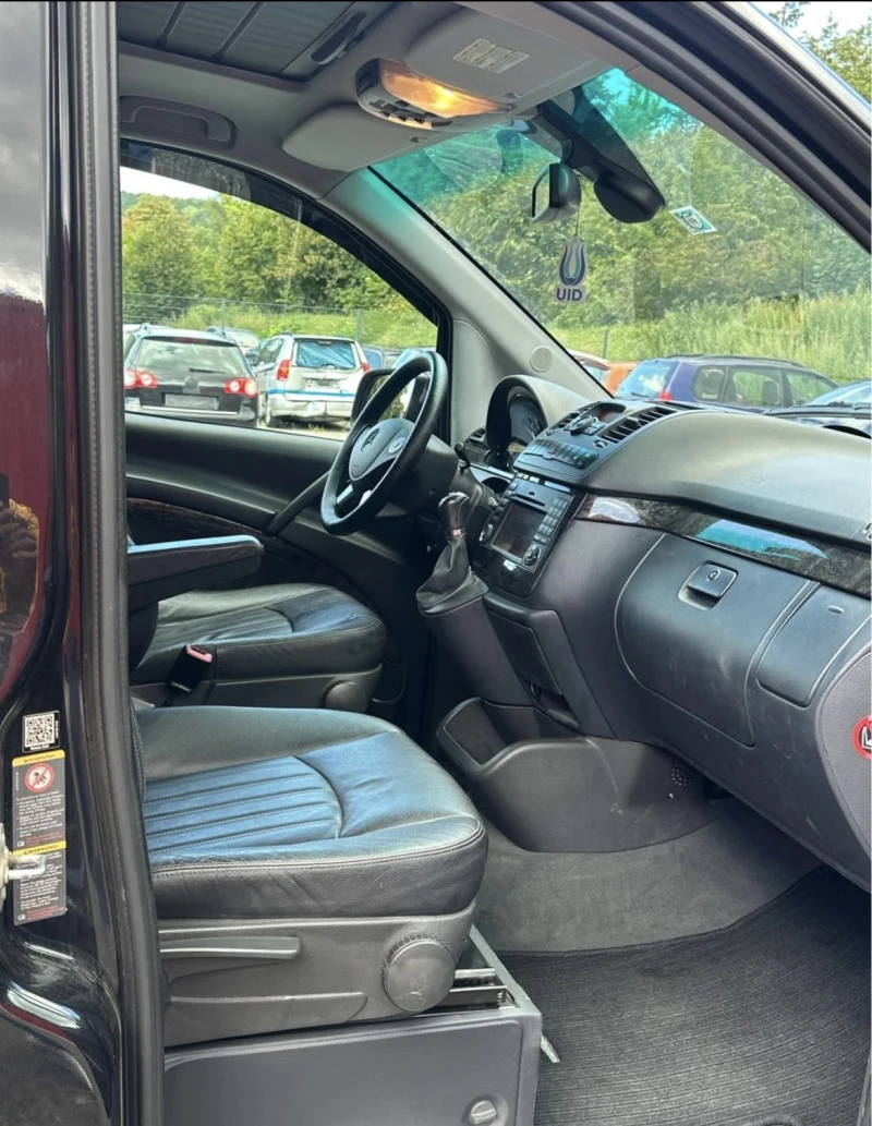 Mercedes-Benz Viano 3.0D 4 Matic, снимка 8 - Бусове и автобуси - 53106588