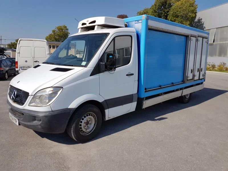 Mercedes-Benz Sprinter 311 2.2 CDI 646 Автоматик Хладилен, снимка 2 - Бусове и автобуси - 47532486