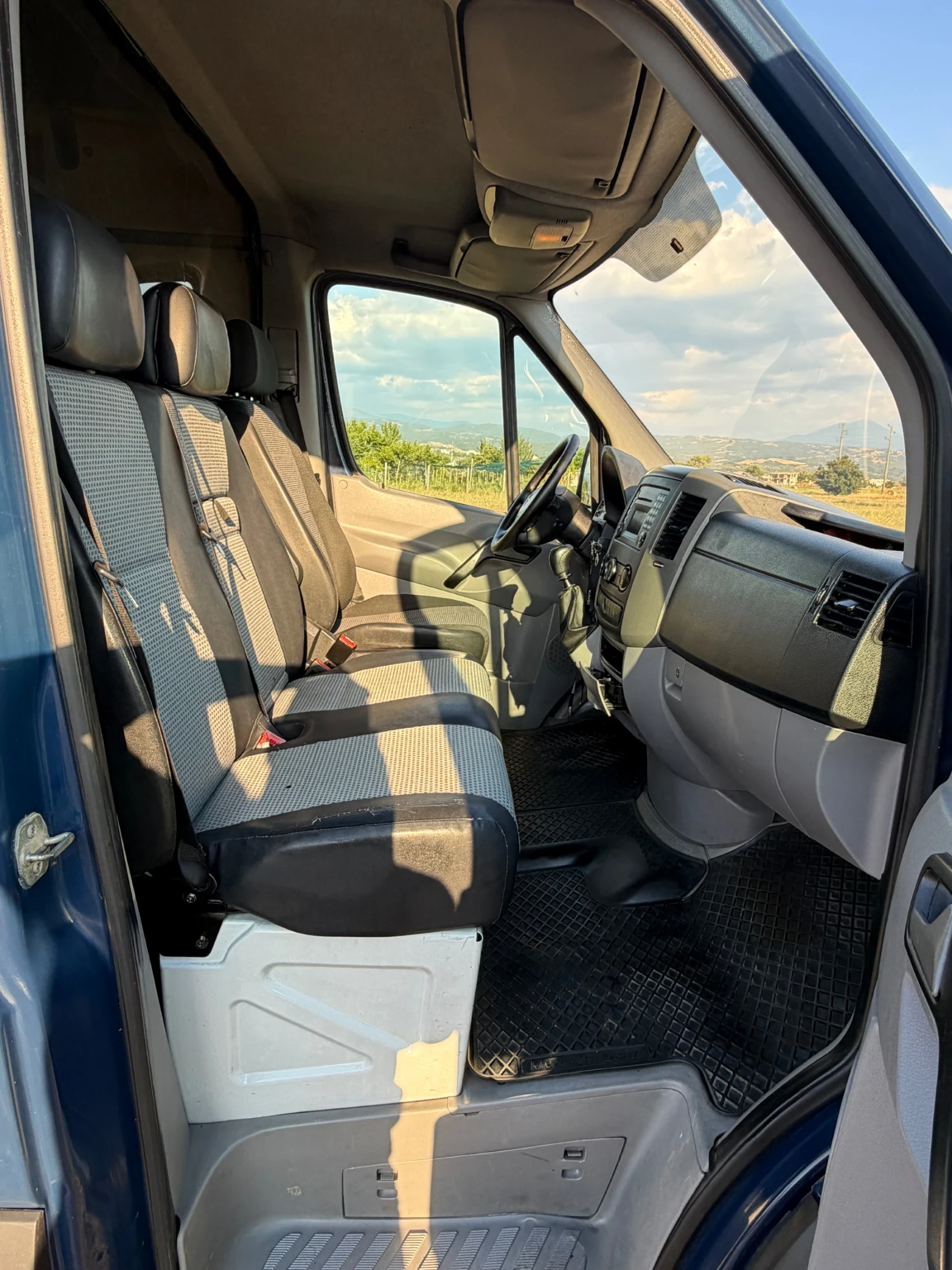 Mercedes-Benz Sprinter 316 Мобилна автомивка / Обслужен , снимка 9 - Бусове и автобуси - 55533933