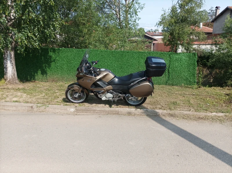 Honda Deauville NT 700