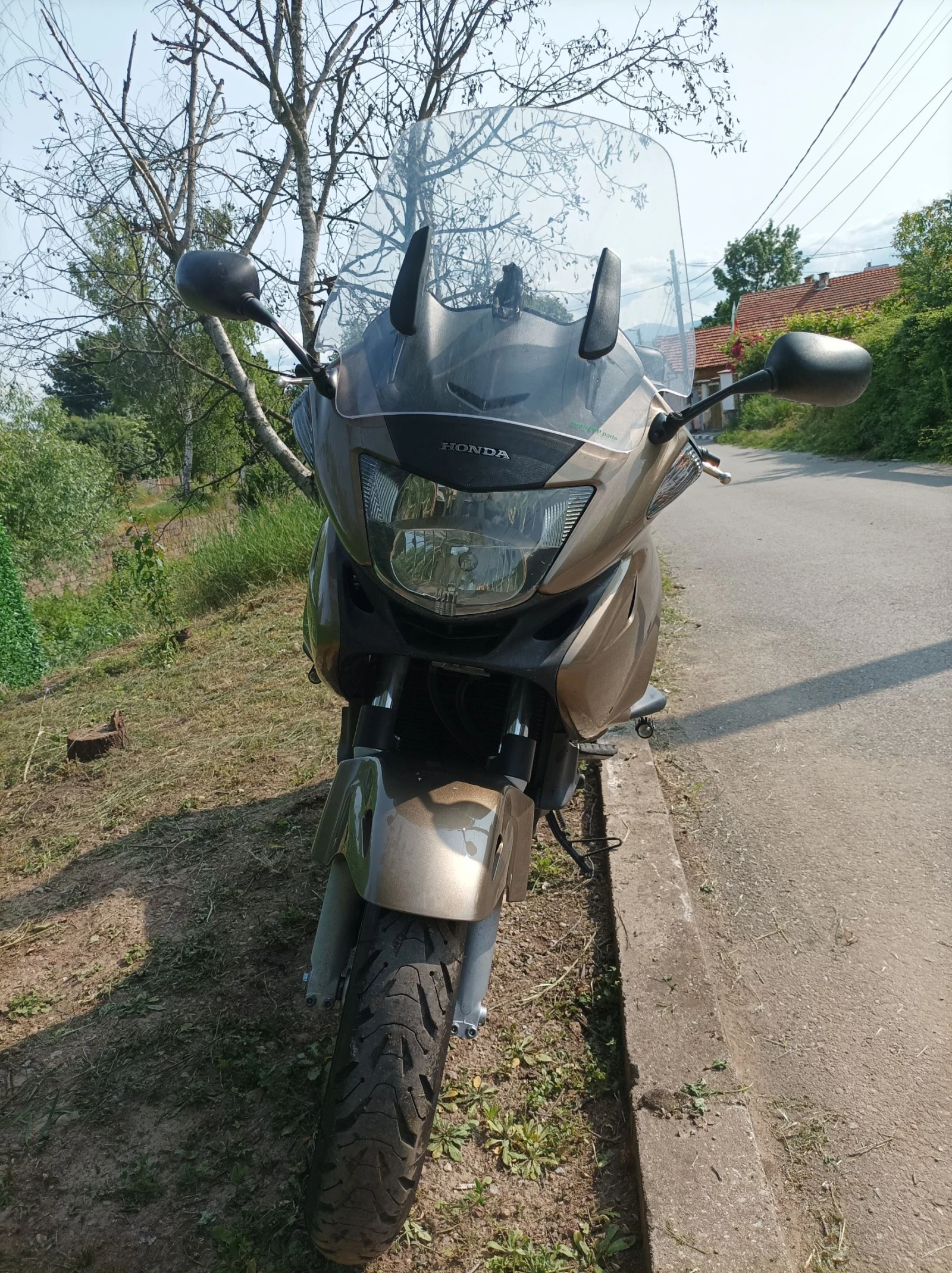 Honda Deauville NT 700 - изображение 2