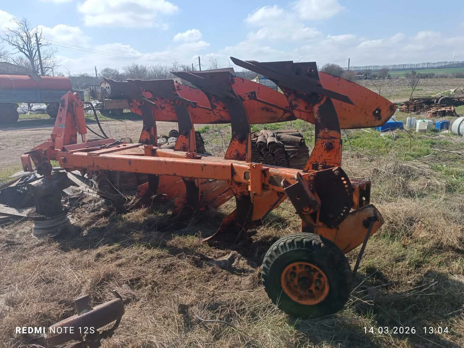 Плуг Друга марка, снимка 2 - Селскостопанска техника - 53856839