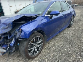 Toyota Camry 2.5 hybrid 218кс На части!, снимка 2