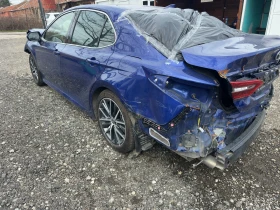 Toyota Camry 2.5 hybrid 218кс На части!, снимка 3