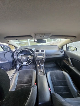 Toyota Avensis 2.0D-4D Кожен салон/Сервизна история, снимка 12
