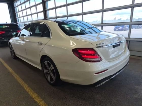 Mercedes-Benz E 450 4MATIC * AMG * CARFAX * , снимка 4