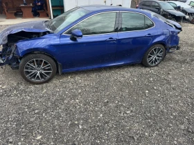 Toyota Camry 2.5 hybrid 218кс На части!