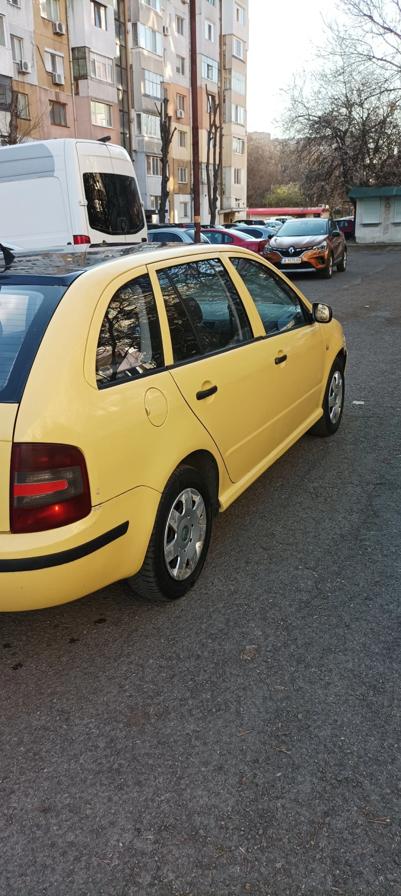 Skoda Fabia, снимка 9 - Автомобили и джипове - 46923906