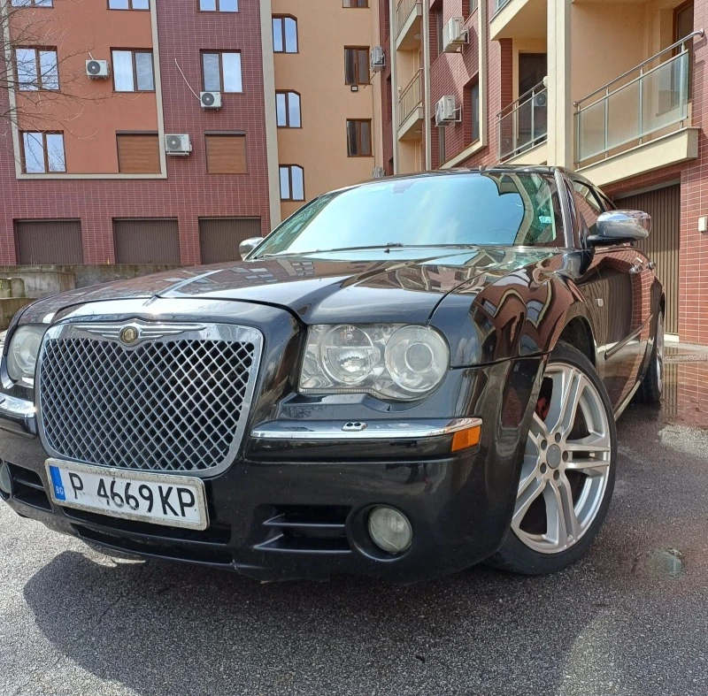 Chrysler 300c, снимка 15 - Автомобили и джипове - 47513380