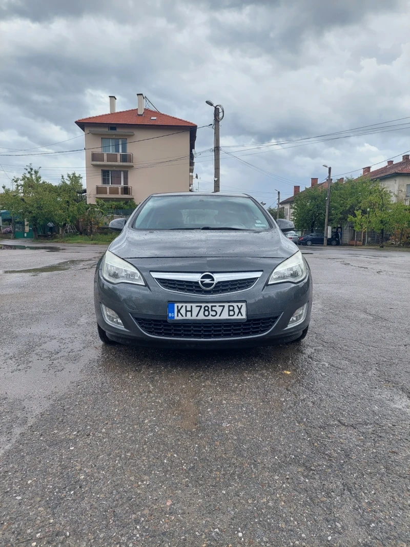 Opel Astra 1.4i LPG, снимка 3 - Автомобили и джипове - 47473315