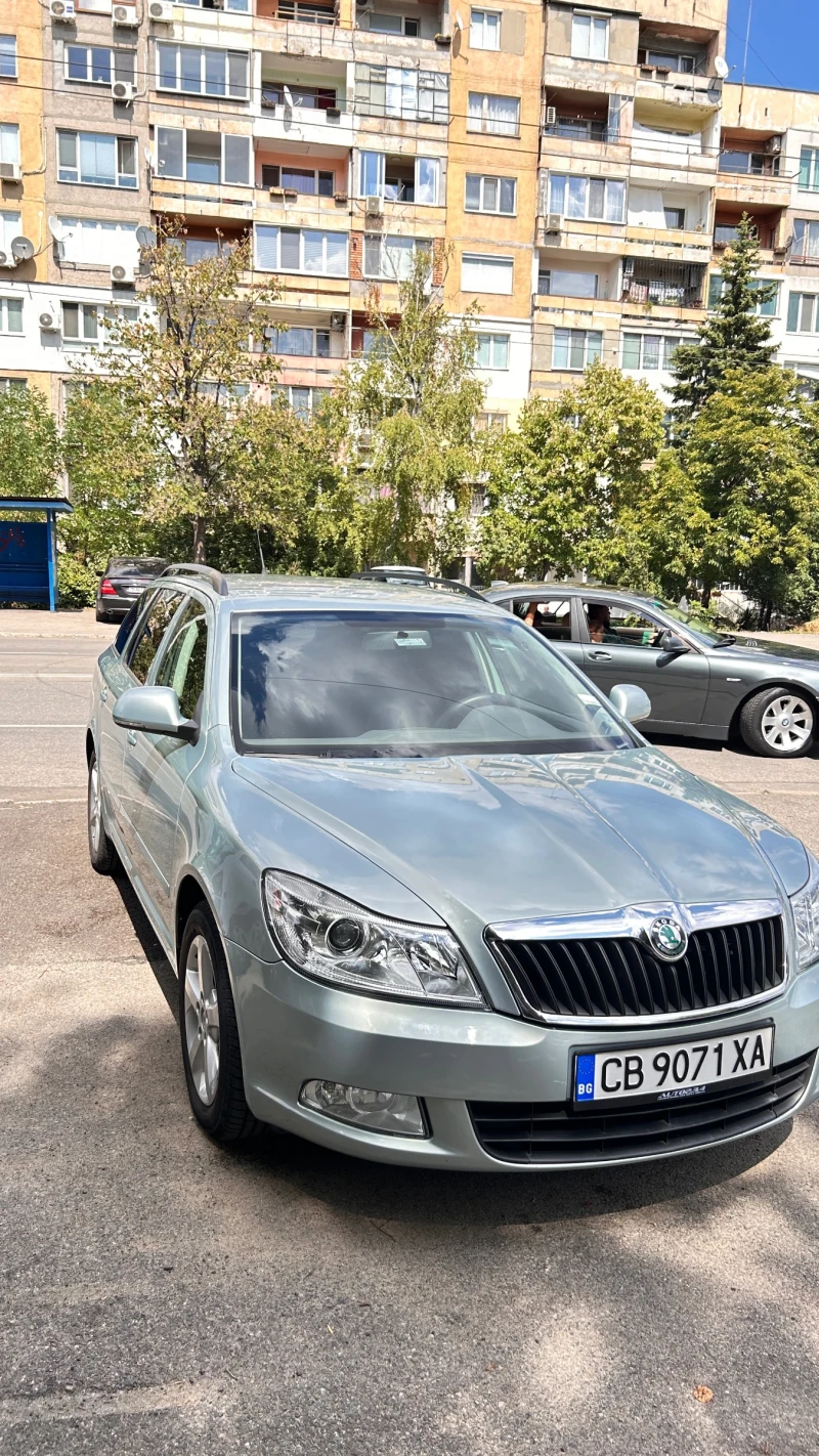 Skoda Octavia, снимка 2 - Автомобили и джипове - 47610561