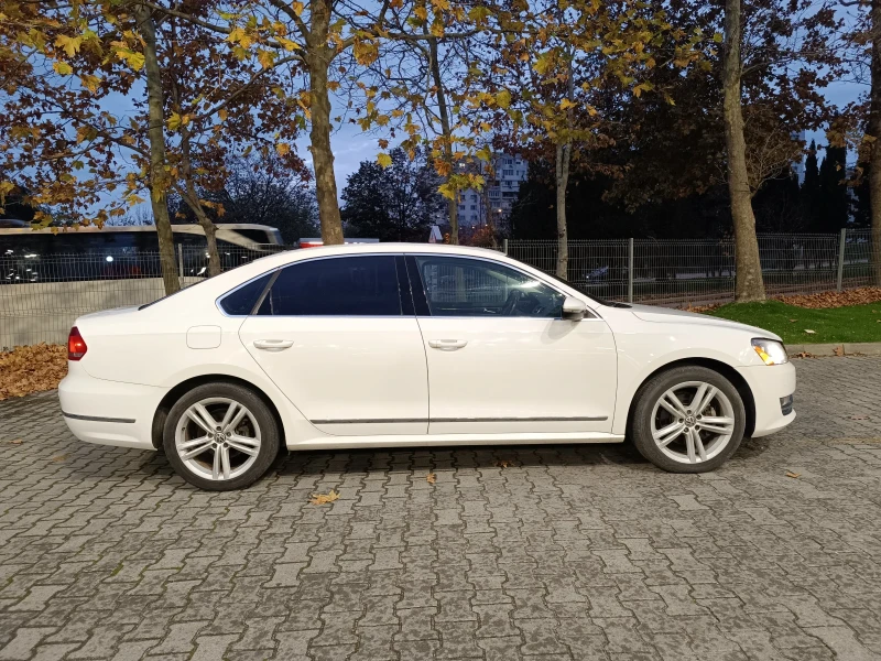 VW Passat 2.0 AVTOMAT NAVI, снимка 4 - Автомобили и джипове - 48428684