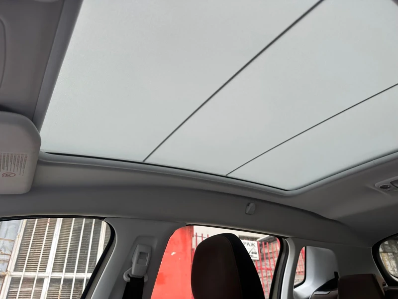 Peugeot 2008 113400km, панорама, 1.2-автомат, нов внос, снимка 4 - Автомобили и джипове - 52068485