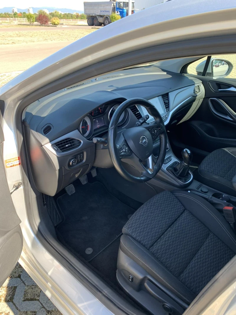 Opel Astra, снимка 7 - Автомобили и джипове - 53508884