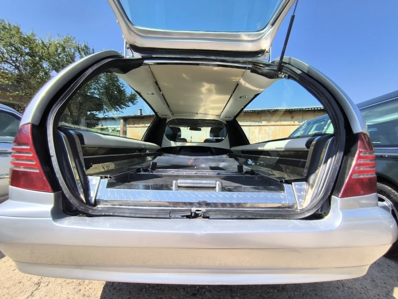 Mercedes-Benz E 270 Grasso, снимка 8 - Автомобили и джипове - 53586712