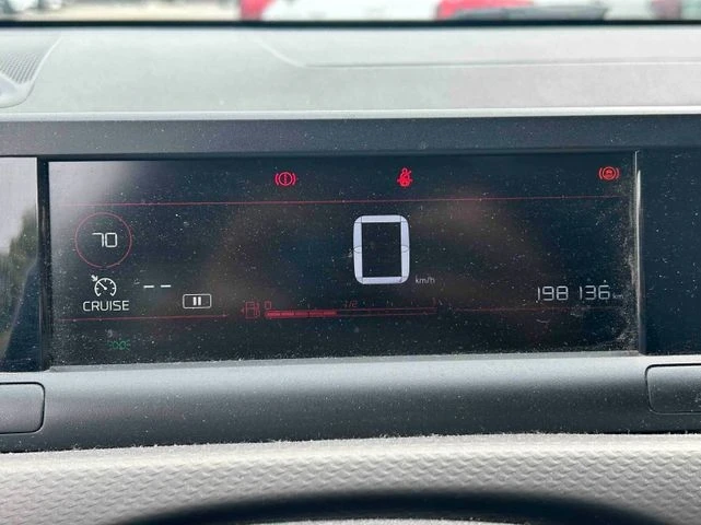 Citroen C4 Cactus 1.6 HDi FEEL - изображение 8