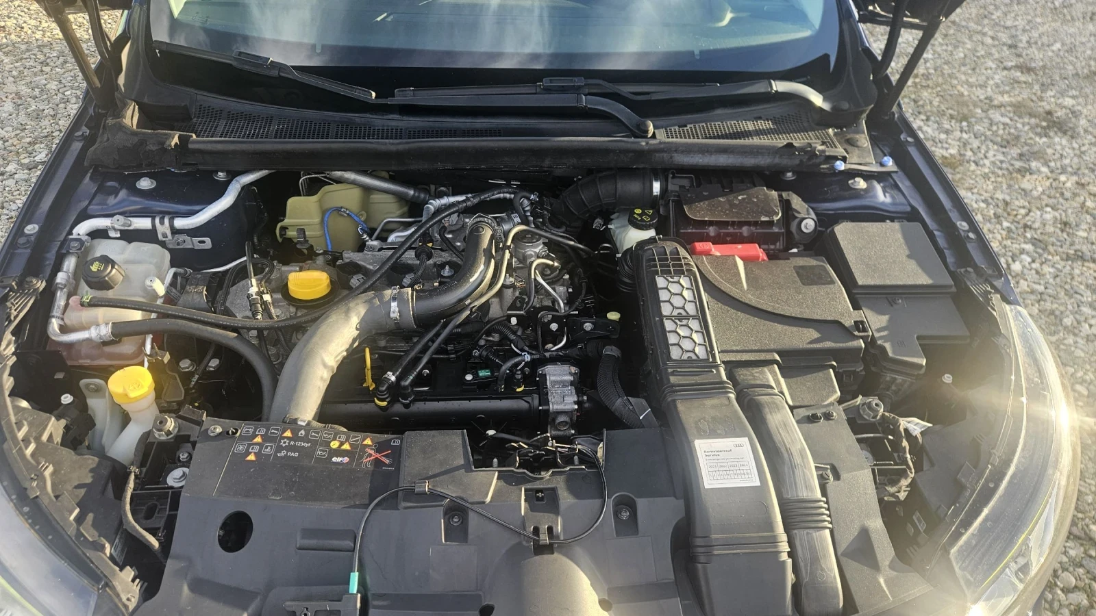 Renault Megane 1.2turbo Bose - изображение 8