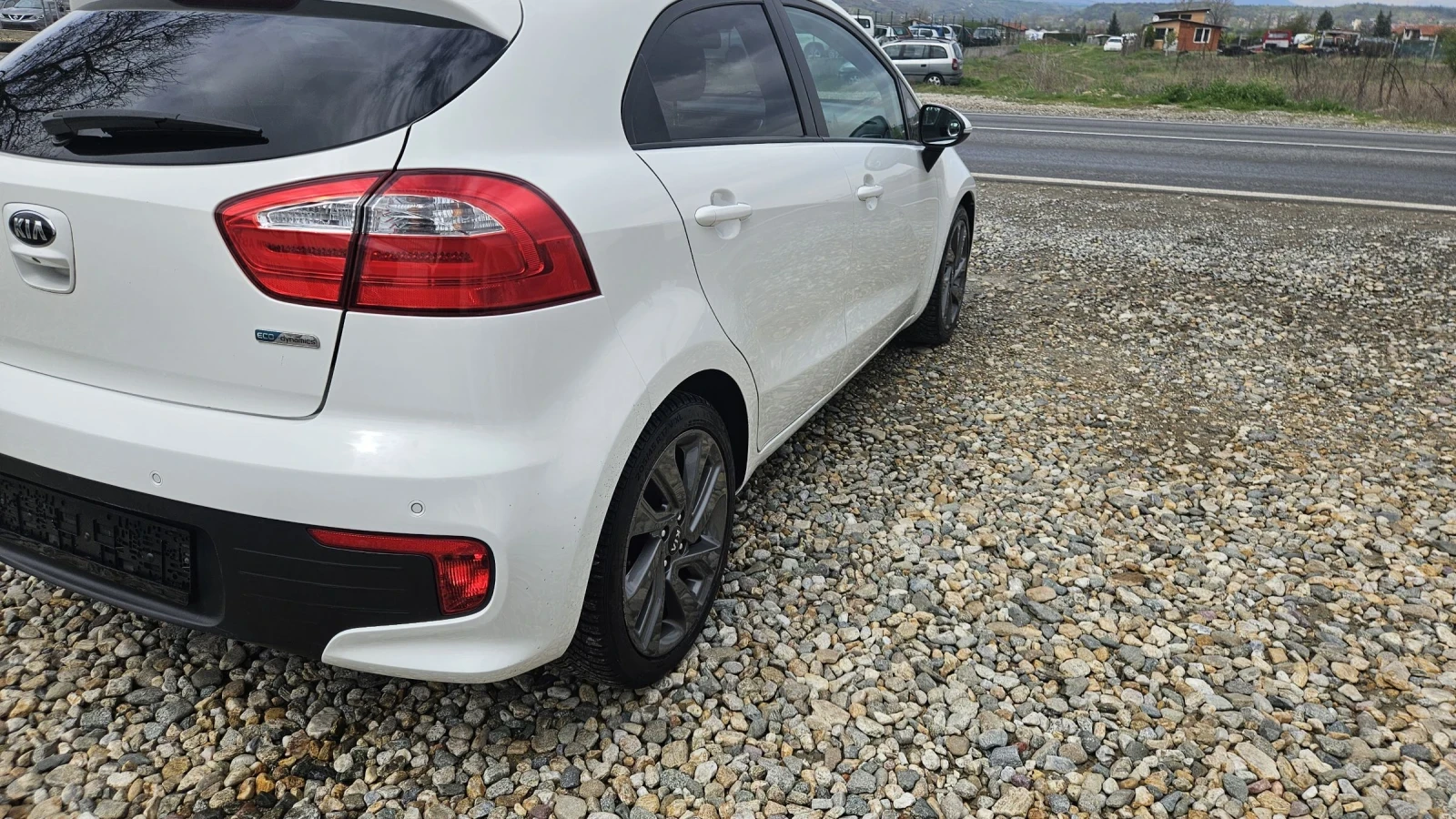 Kia Rio 1.3i - изображение 5
