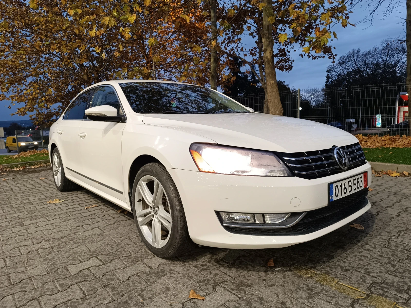 VW Passat 2.0 AVTOMAT NAVI | Mobile.bg   7
