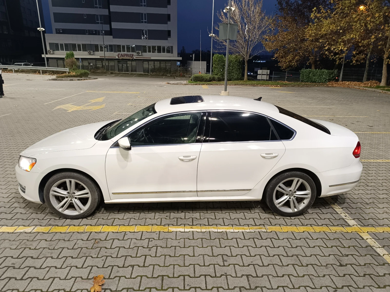 VW Passat 2.0 AVTOMAT NAVI | Mobile.bg   3