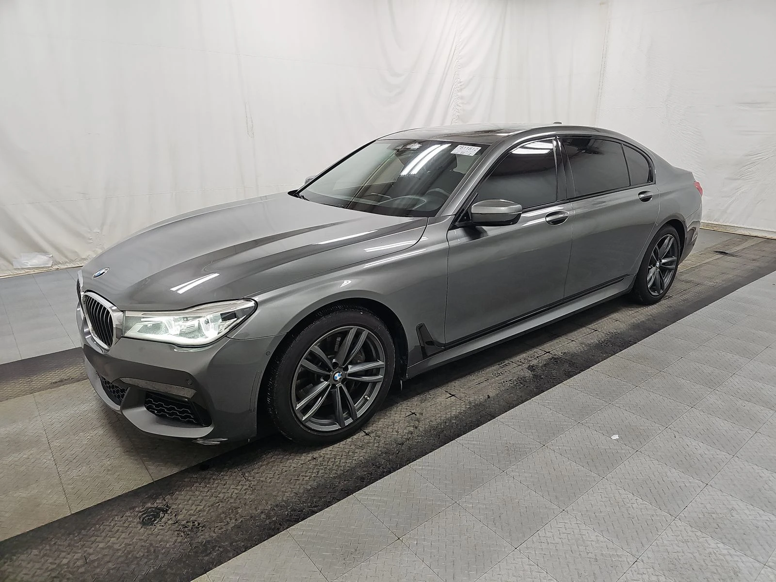 BMW 750 2016 BMW 7 Series Sedan 750i xDrive M SPORT LINE - [1] 