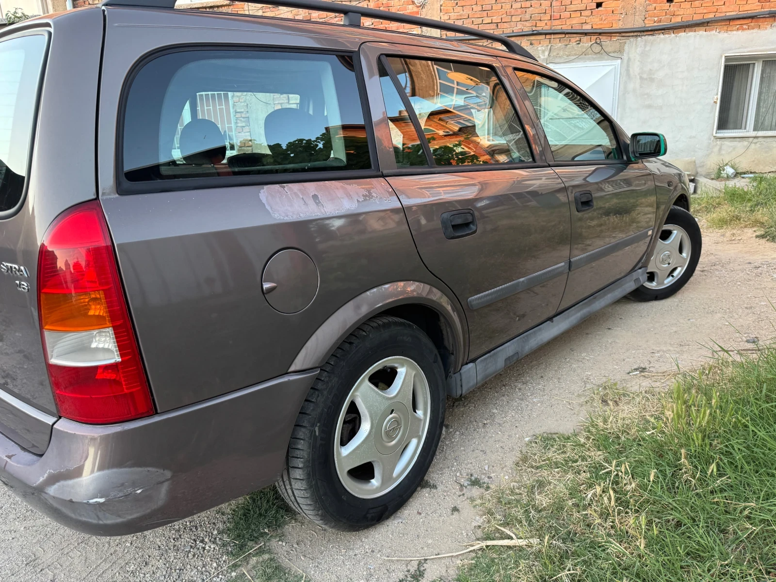 Opel Astra 1.6  75ps - изображение 2