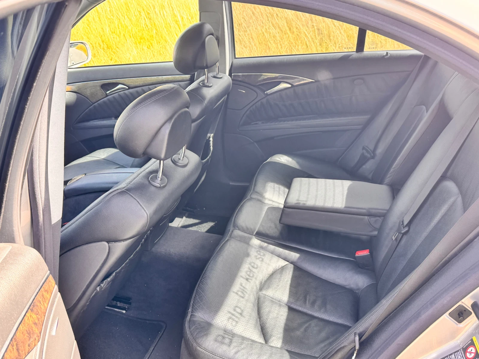 Mercedes-Benz E 270  - изображение 8