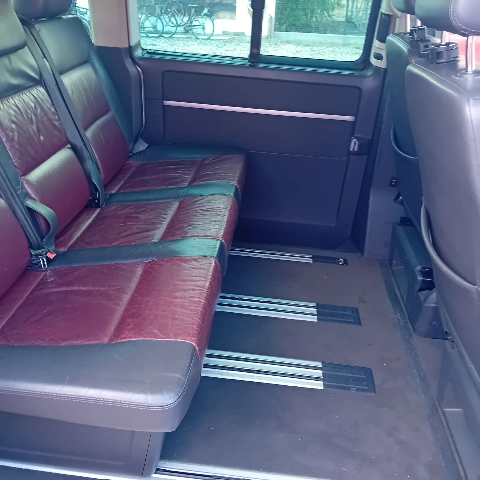 VW Multivan Т 5 Edition 2.5 TDI 174 кс - изображение 10