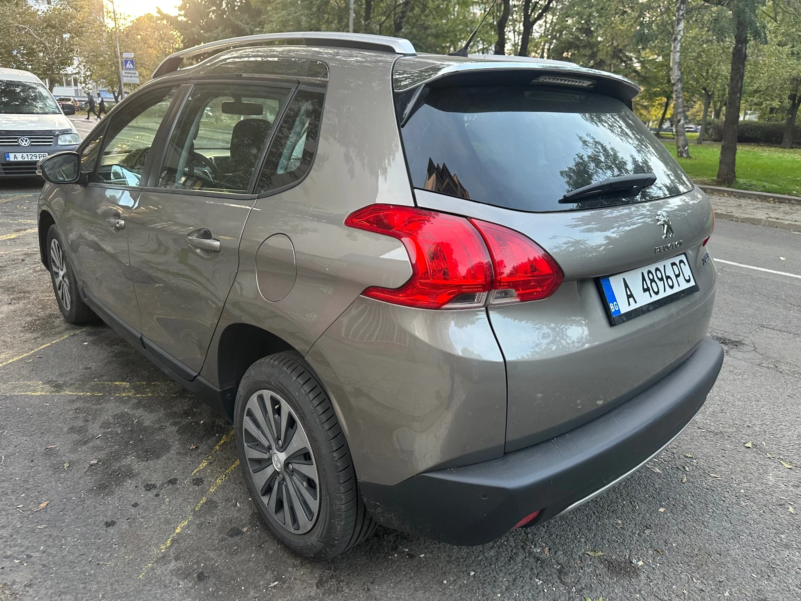 Peugeot 2008 113400km, , 1.2-,   | Mobile.bg   15
