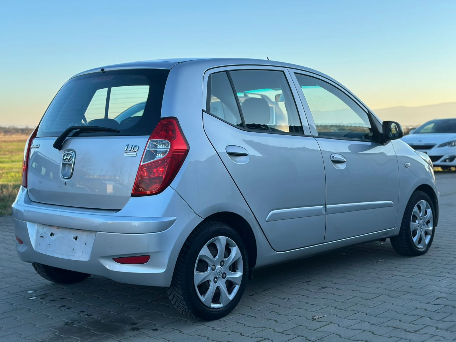 Hyundai I10 / 1.1I / 69 HP / EURO 5 / 4 ЦИЛИНДЪРА /  - изображение 5