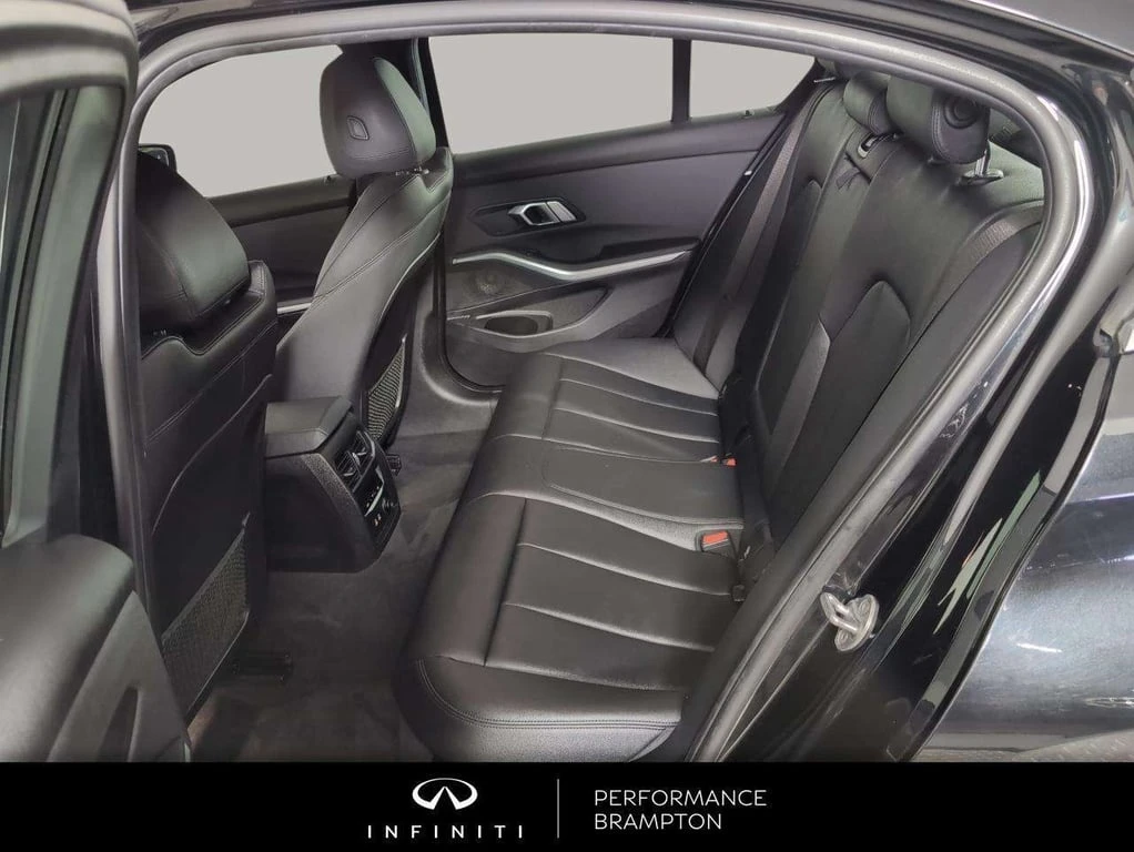 BMW 330 * xDrive NA * CARFAX * ���� �� �� | Mobile.bg � ����������� 11