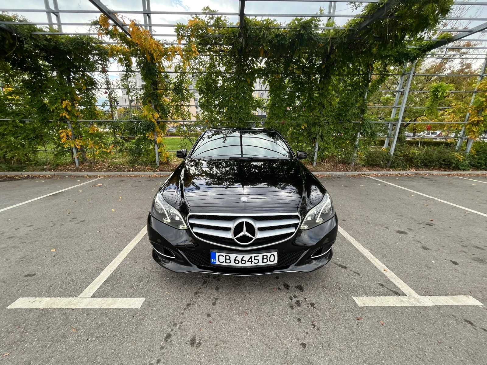 Mercedes-Benz E 200, снимка 9 - Автомобили и джипове - 53796514