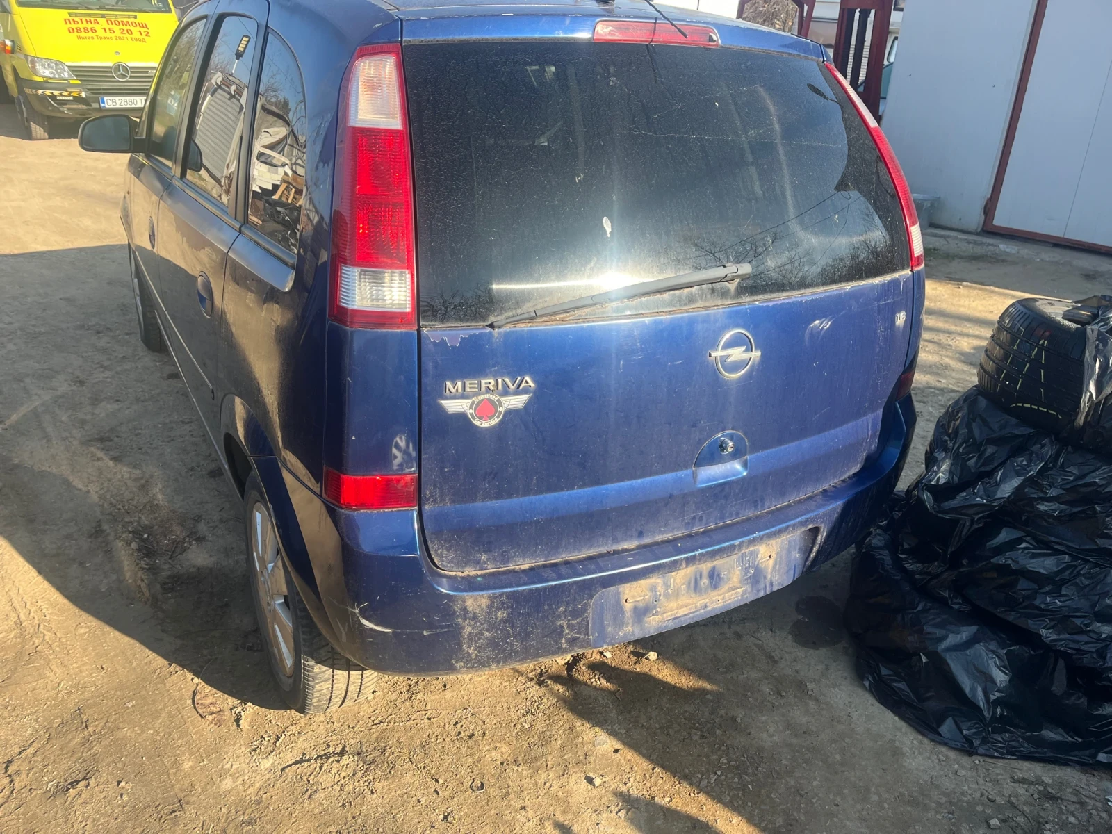 Opel Meriva 1.6, снимка 4 - Автомобили и джипове - 53822228