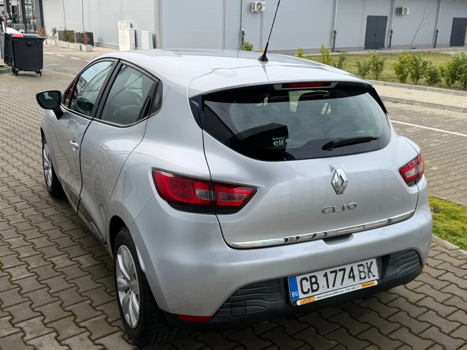 Renault Clio, снимка 5 - Автомобили и джипове - 54179847