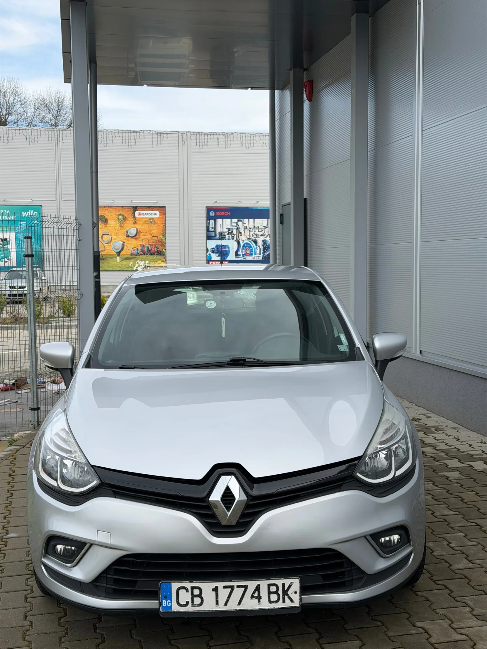 Renault Clio, снимка 2 - Автомобили и джипове - 54179847