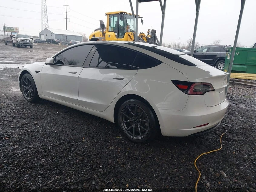 Tesla Model 3 Standard Range Plus Rear-Wheel Drive, снимка 3 - Автомобили и джипове - 54324100
