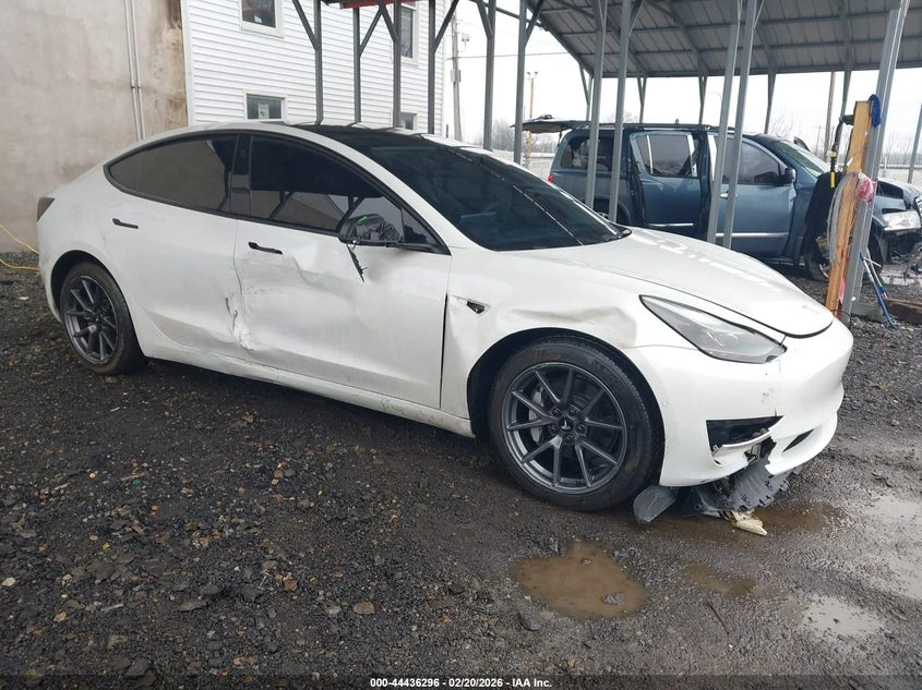 Tesla Model 3 Standard Range Plus Rear-Wheel Drive, снимка 2 - Автомобили и джипове - 54324100