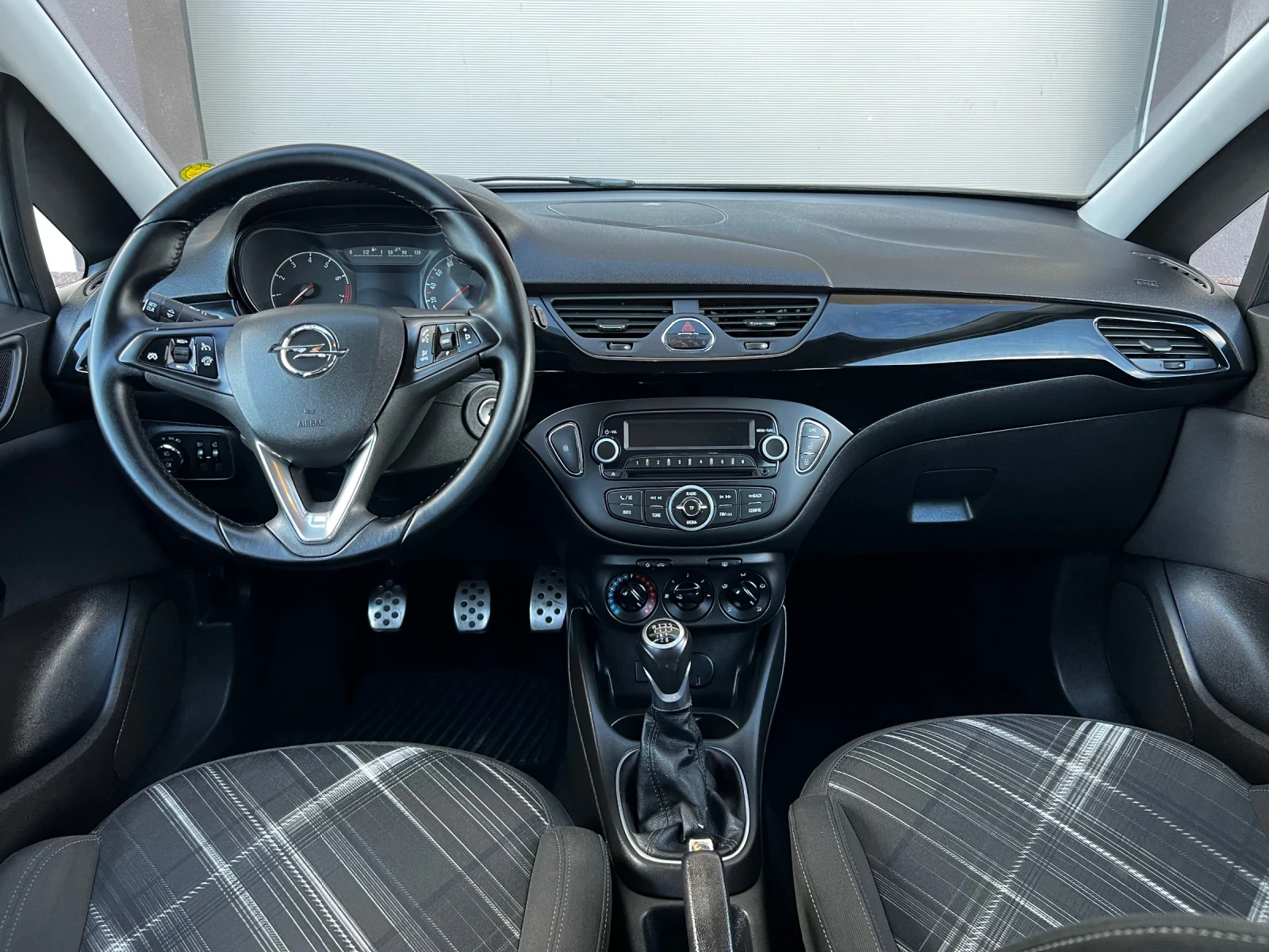 Opel Corsa 1.4i-90кс 16V GPL / фабрична газ COSMO EURO6B KTEO, снимка 15 - Автомобили и джипове - 54431828