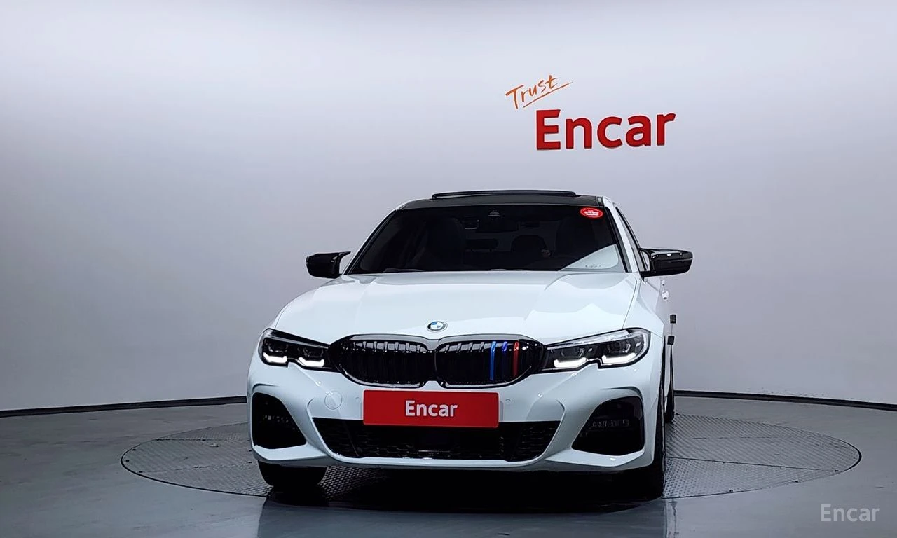 BMW 320 i Luxury* M-Pack* ХЕДЪП* КАМЕРА* ШИБИДАХ* ПОДГРЕВ*, снимка 2 - Автомобили и джипове - 54713866