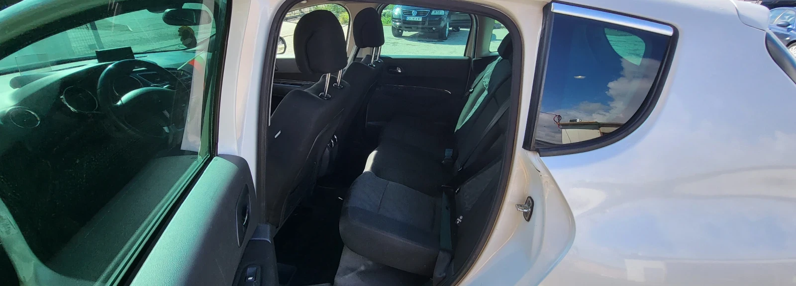 Peugeot 3008, снимка 7 - Автомобили и джипове - 54853170
