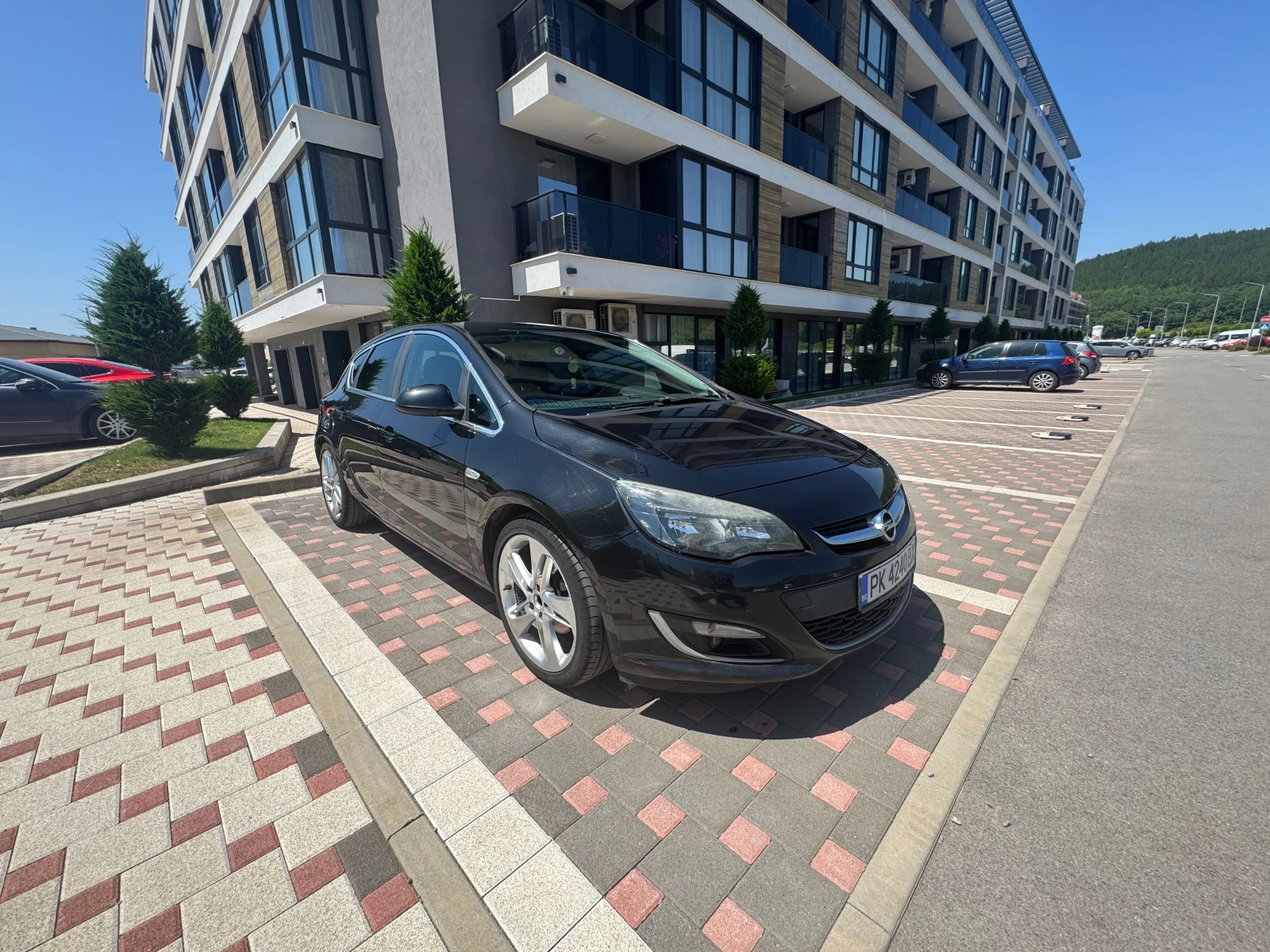 Opel Astra 1.7 CDTI / ЛЕТИ ДЖ 19" / УНИКАЛНО СЪСТ., снимка 5 - Автомобили и джипове - 55091657
