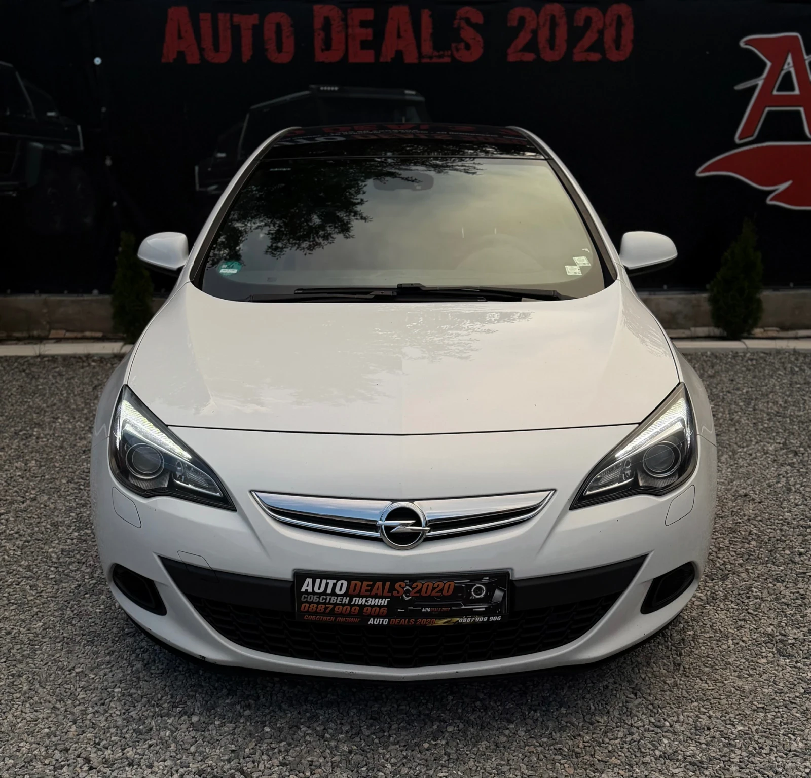 Opel Astra J GTC| 1.7CDTI| 131HP| LIMITED EDITION| ЛИЗИНГ, снимка 3 - Автомобили и джипове - 55105911