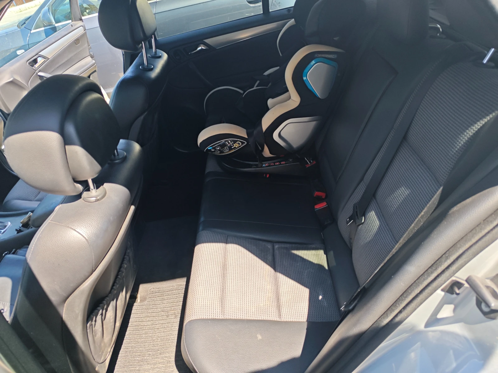 Mercedes-Benz C 280, снимка 7 - Автомобили и джипове - 55503958