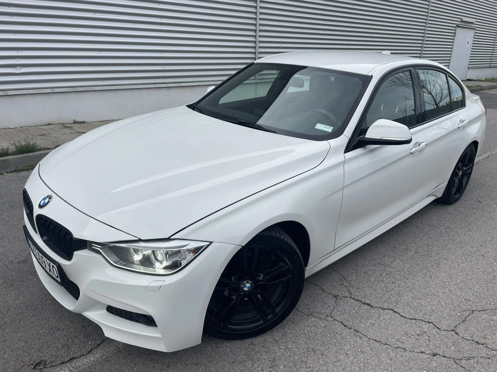 BMW 318 318d M Paket, снимка 15 - Автомобили и джипове - 55589732