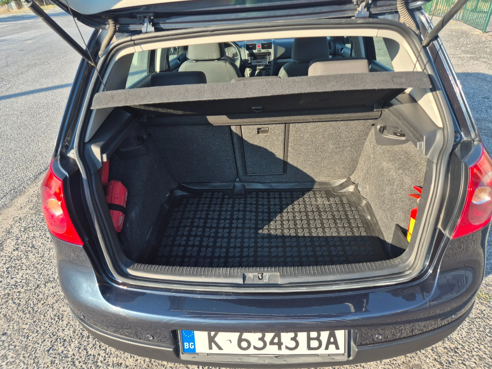 VW Golf 1.9TDI, снимка 17 - Автомобили и джипове - 55743425