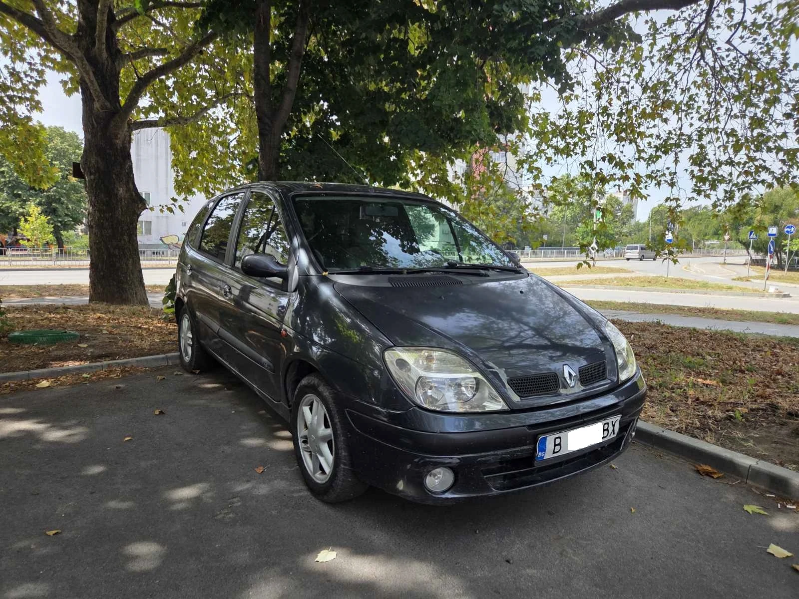 Renault Scenic, снимка 4 - Автомобили и джипове - 55784507