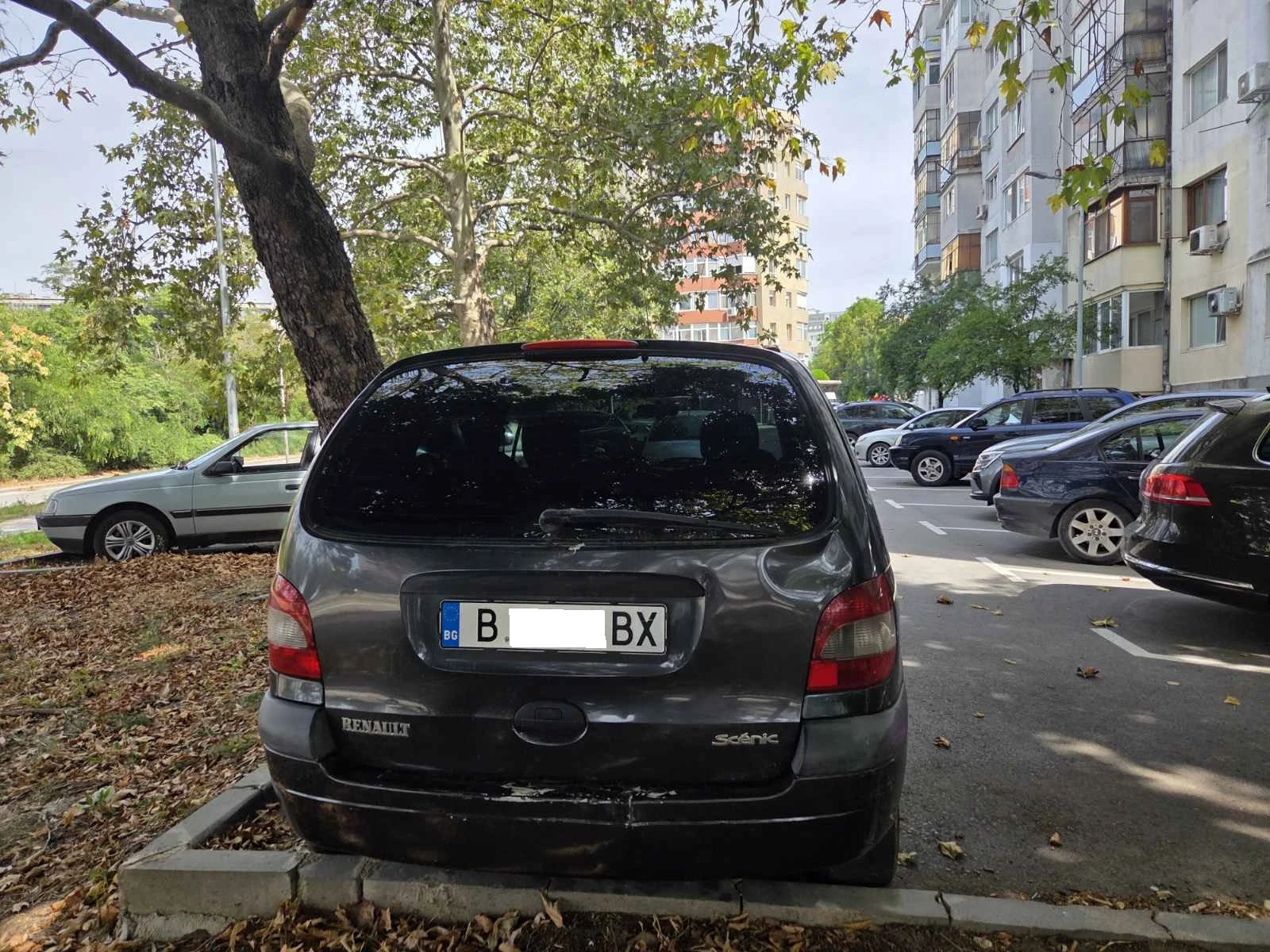 Renault Scenic, снимка 3 - Автомобили и джипове - 55784507