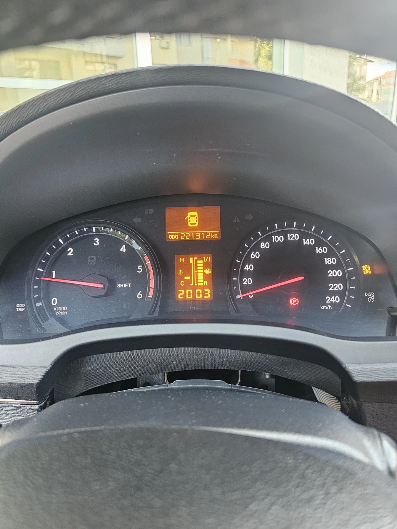Toyota Avensis 2.0D-4D Кожен салон/Сервизна история, снимка 14 - Автомобили и джипове - 55999381