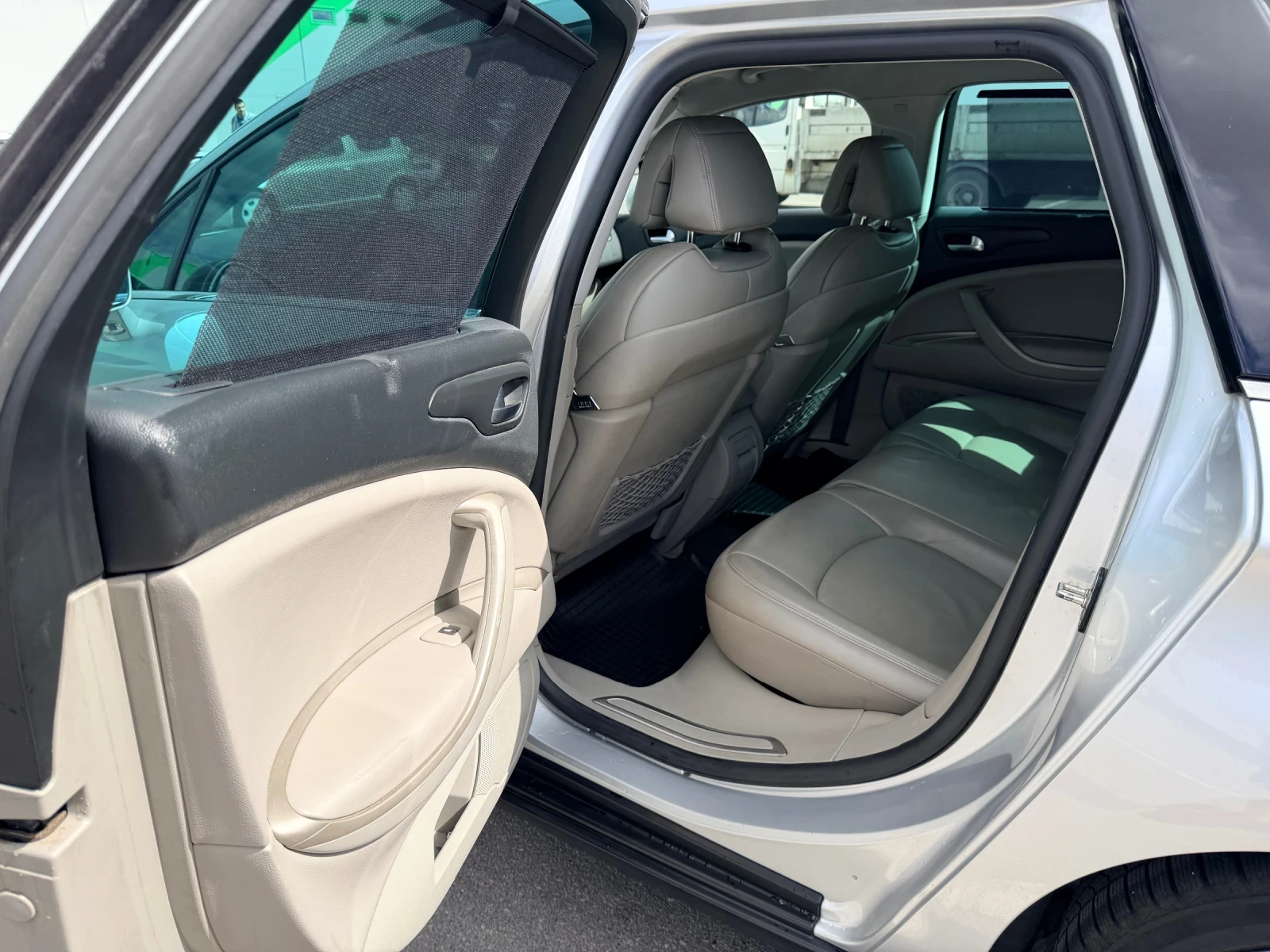 Citroen C5 3.0 HDI 240ps, снимка 11 - Автомобили и джипове - 56195984