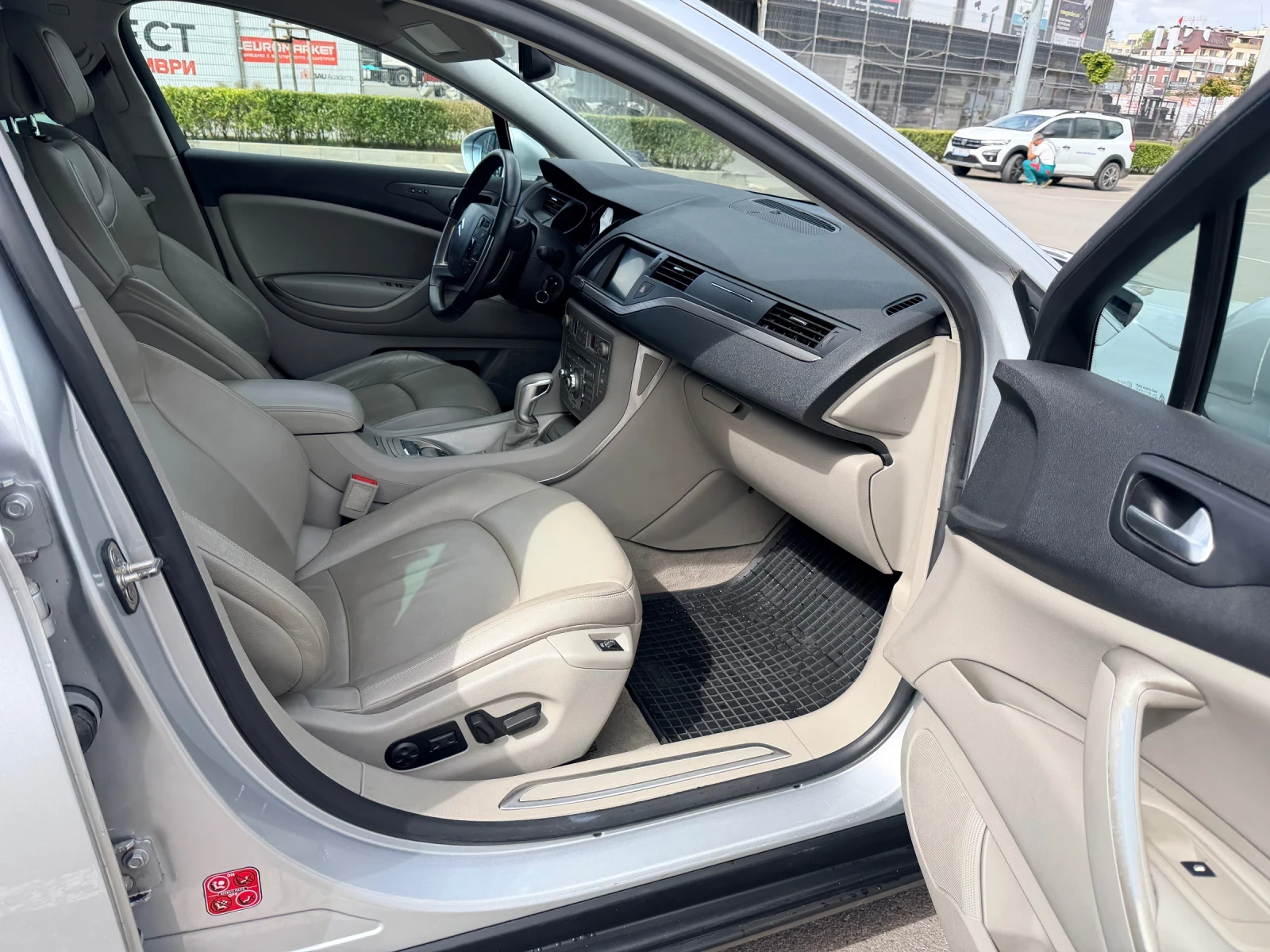 Citroen C5 3.0 HDI 240ps, снимка 10 - Автомобили и джипове - 56195984